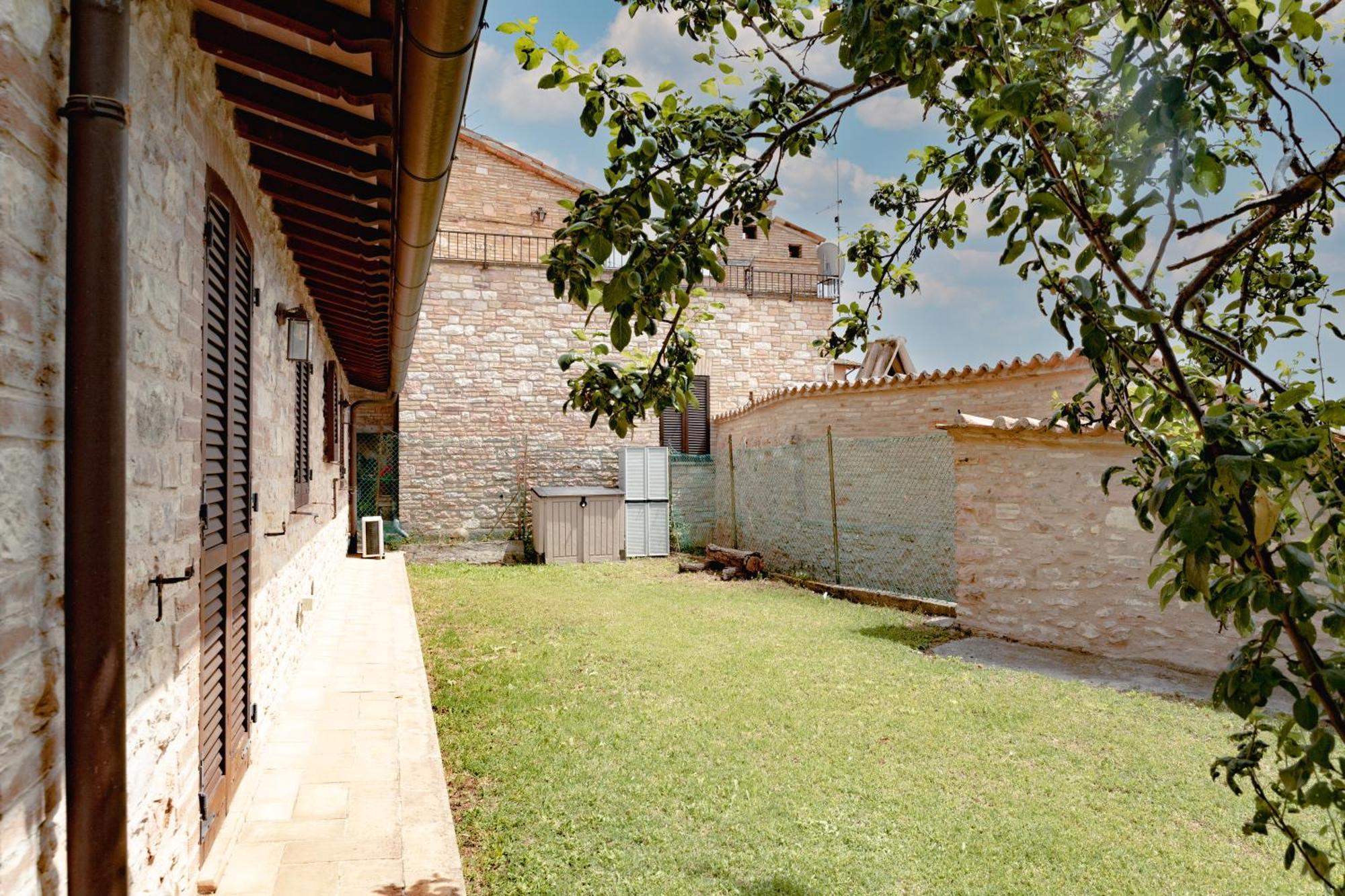 Villa Rustic House, Con Patio E Giardino, Assisi Centro Exterior foto